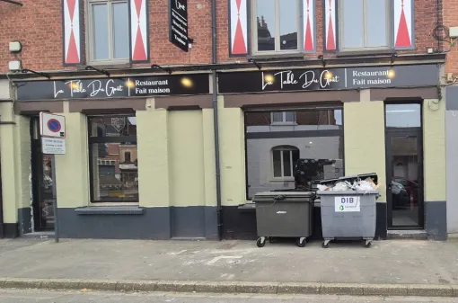 BF SERVICE est intervenu pour la fourniture et pose menuiserie alu dans un restaurant à ESTAIRES, Saint-Omer, BF SERVICE